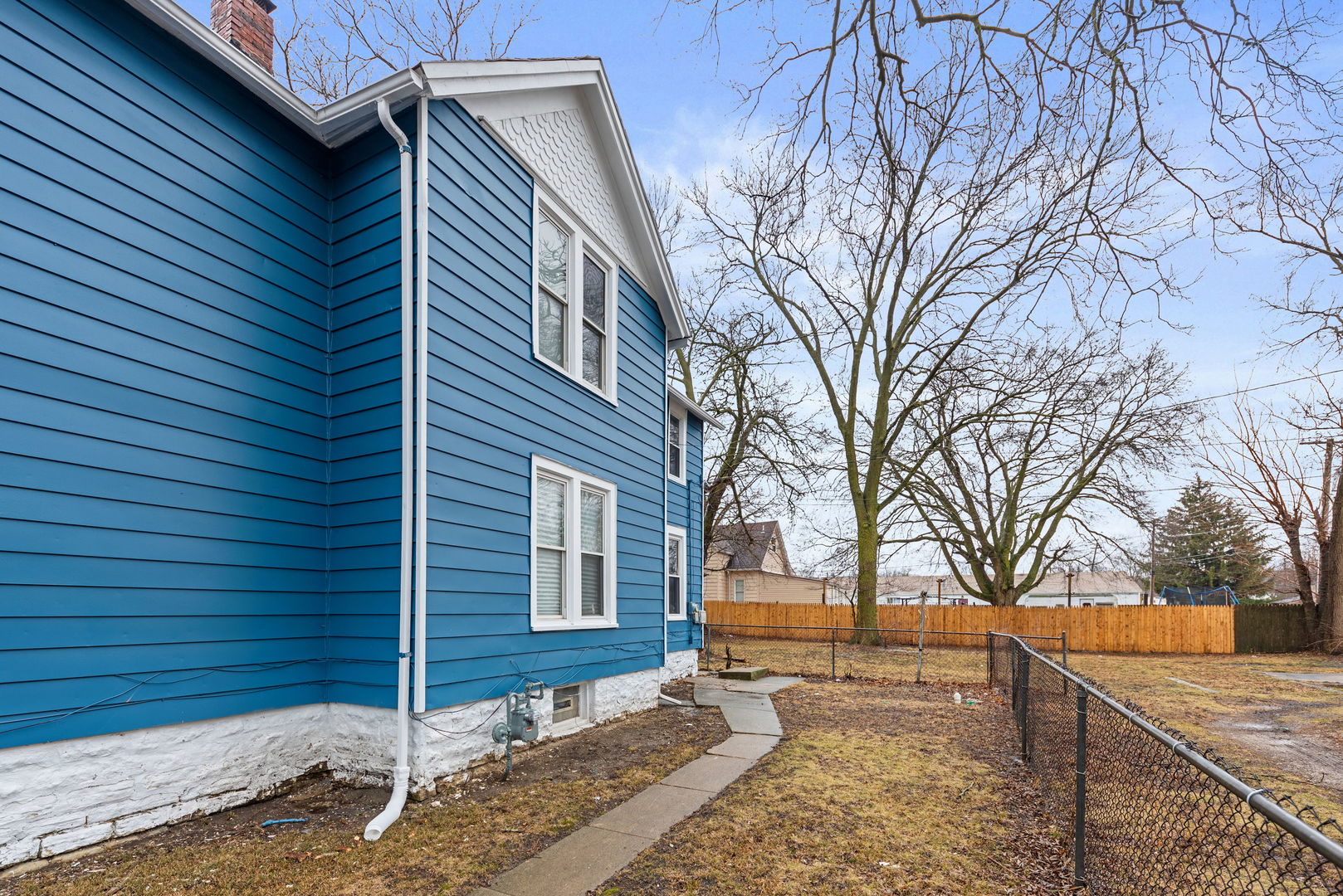 480 E Birch Street Property Photo 17