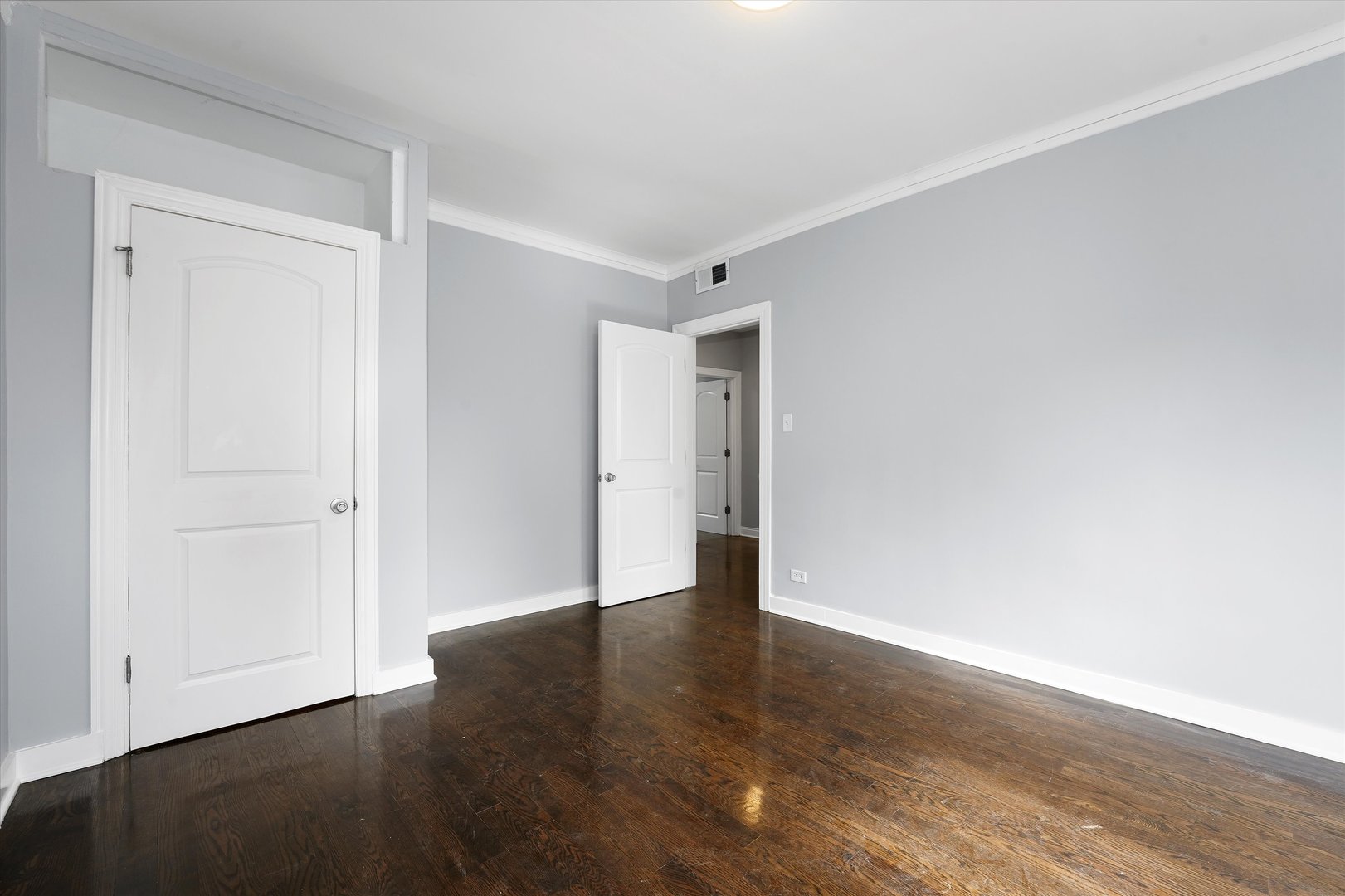804 S 15th Avenue Property Photo 6