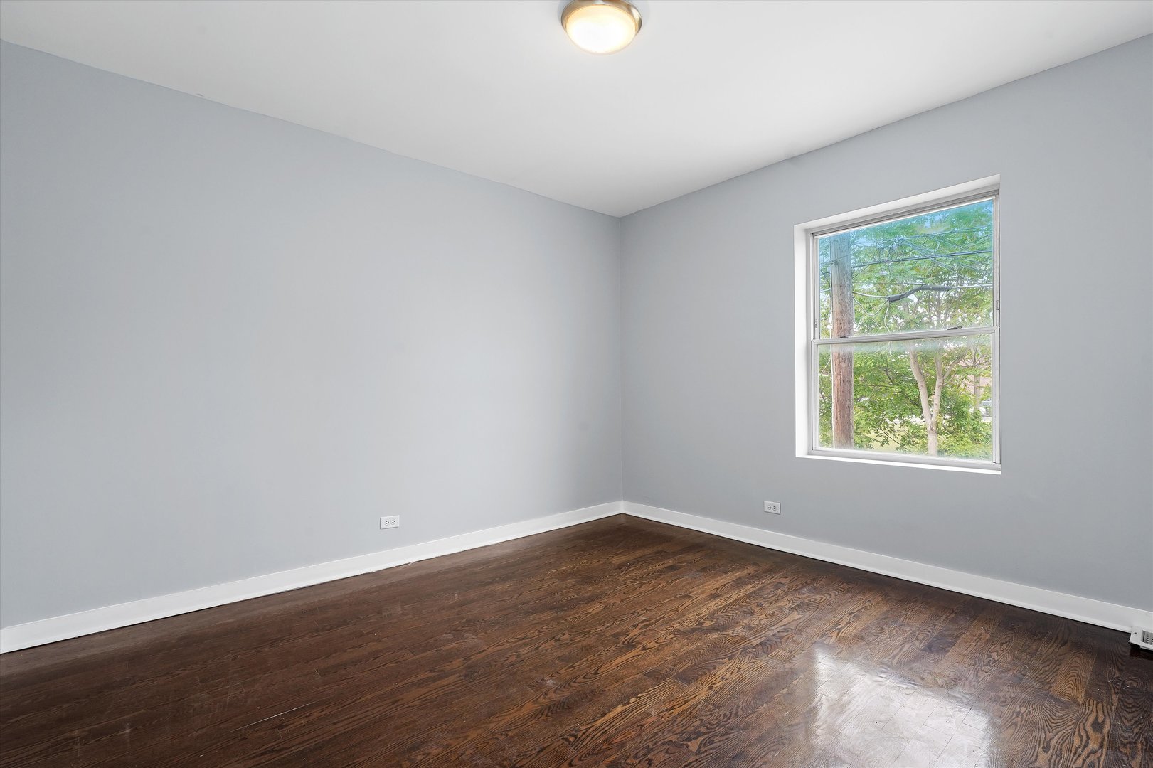804 S 15th Avenue Property Photo 8