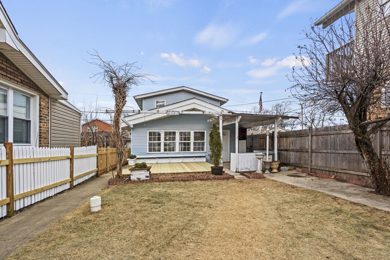 4542 N Newcastle Avenue Property Photo