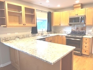 556 Barton Avenue Property Photo 3