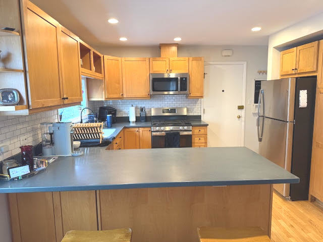 556 Barton Avenue Property Photo 22