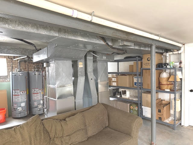 556 Barton Avenue Property Photo 43