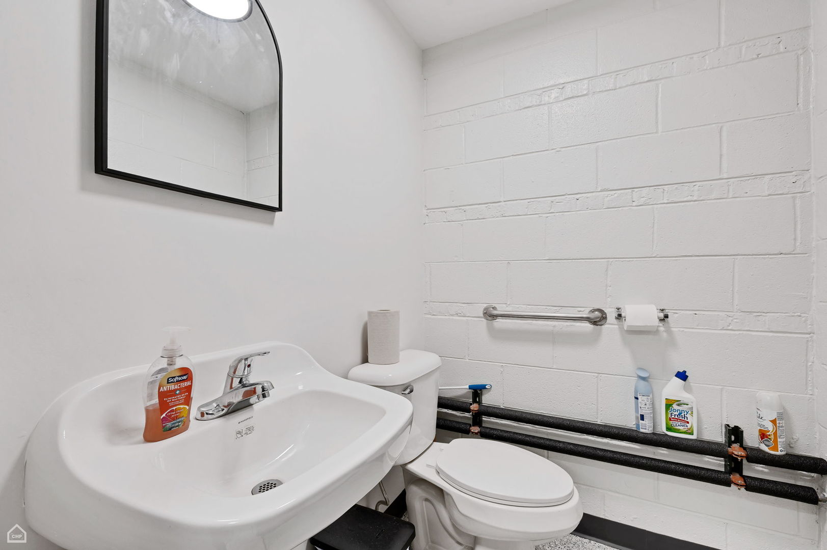 837 Mannheim Road Property Photo 14