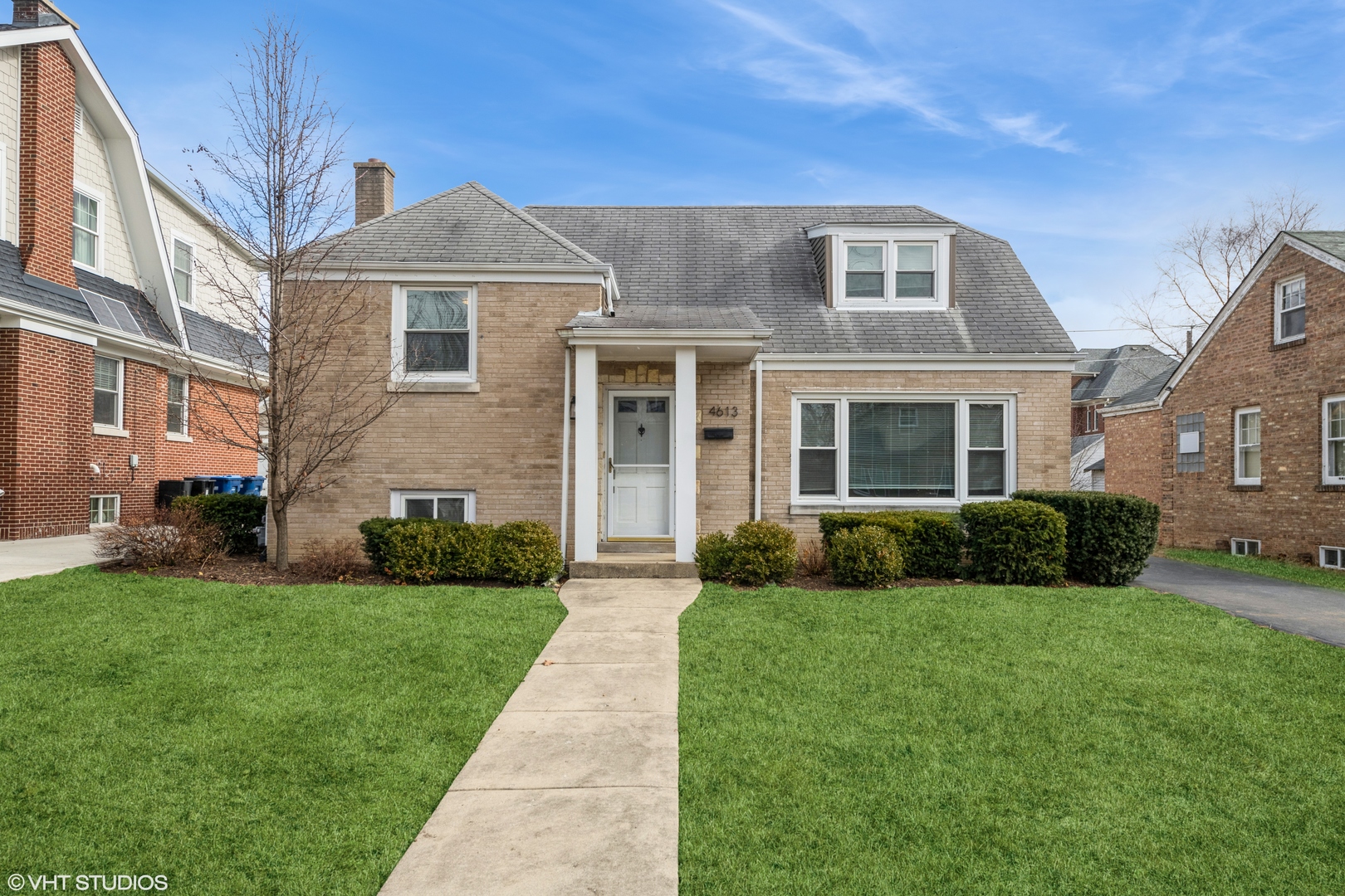 4613 Johnson Avenue Property Photo 1