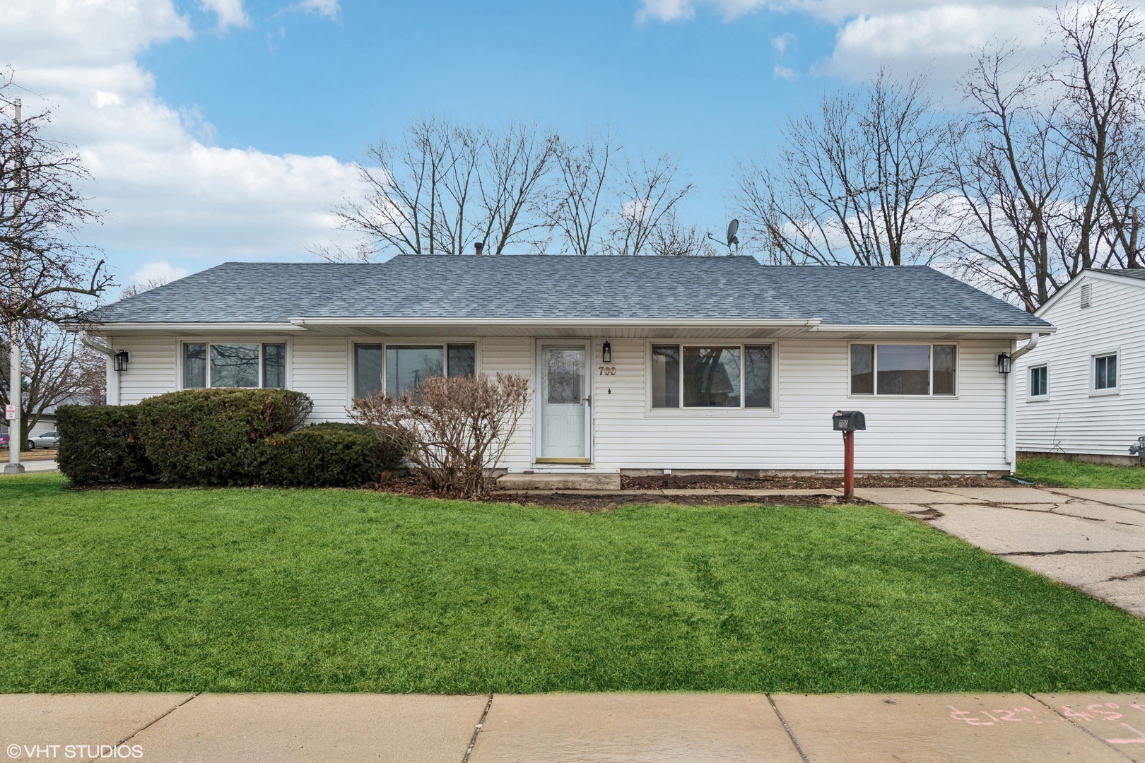 700 Hudson Avenue Property Photo