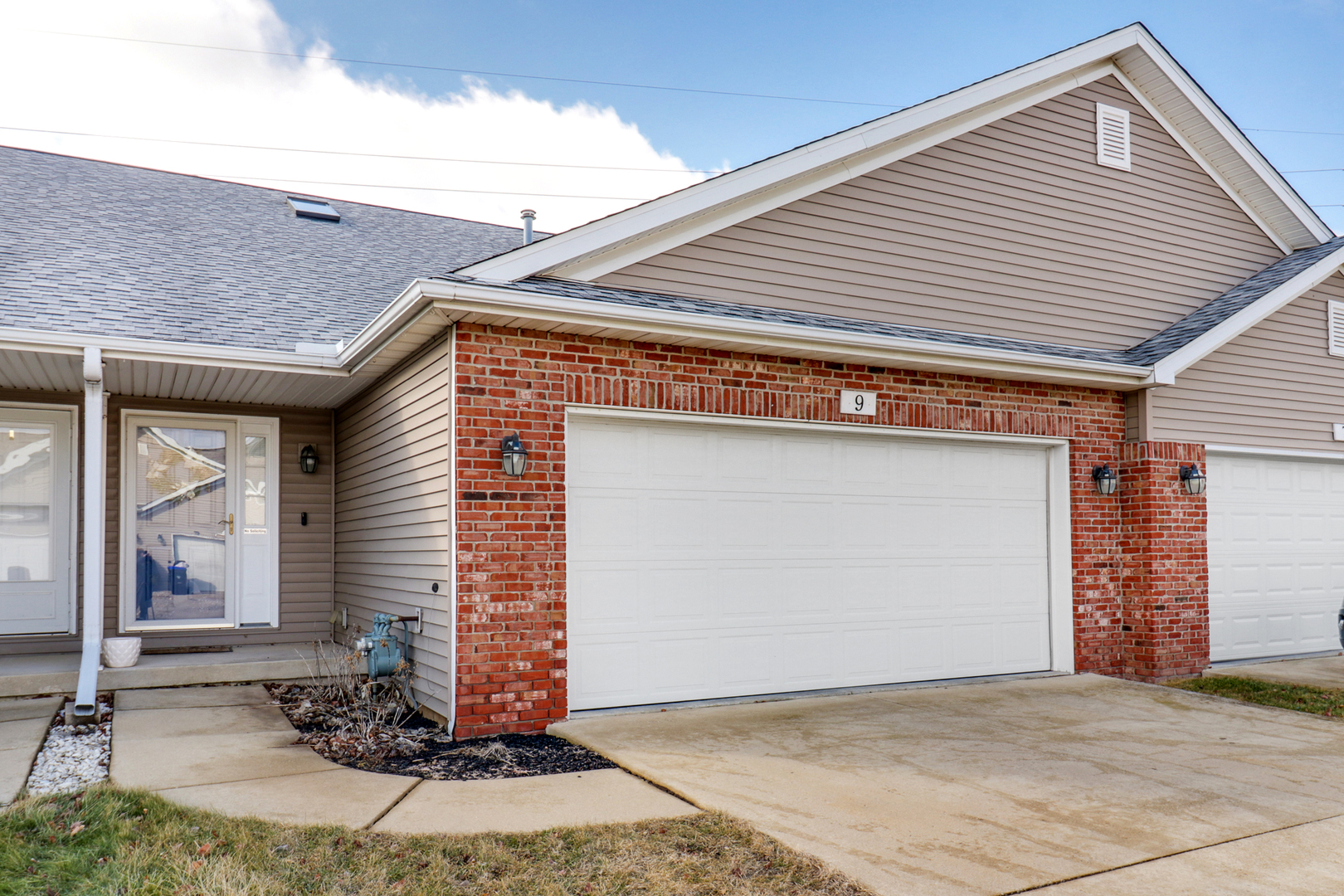 9 Edvardinsh Way Property Photo 1