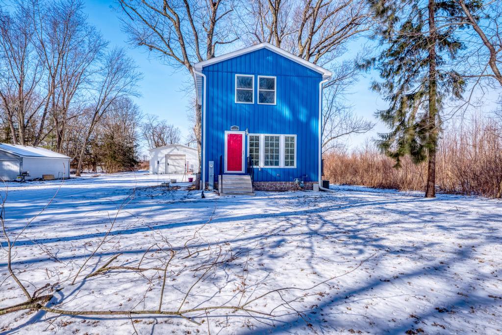 33620 S West River Road Property Photo