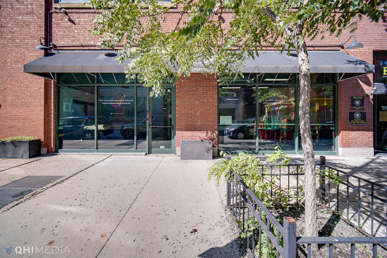 416 W Ontario Street C-2 Property Photo 2