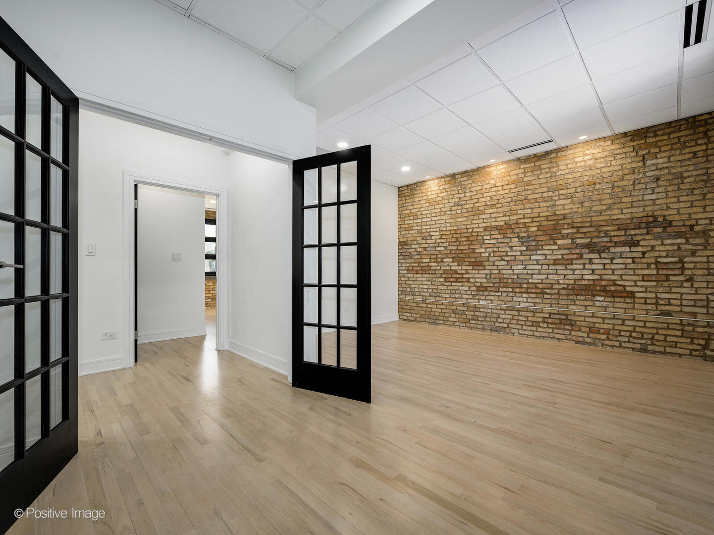 660 La Salle Place Property Photo 69