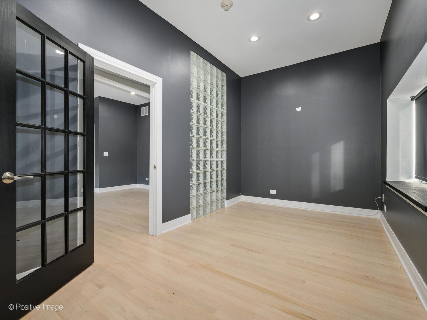 660 La Salle Place Property Photo 74