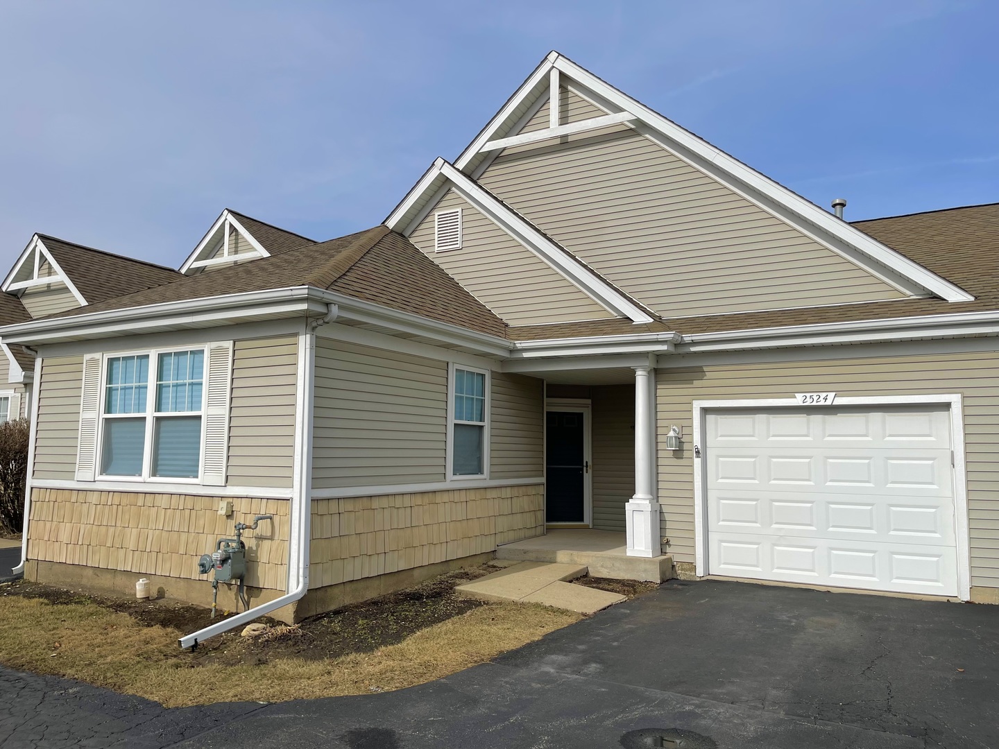 2524 Revier Park Court Property Photo
