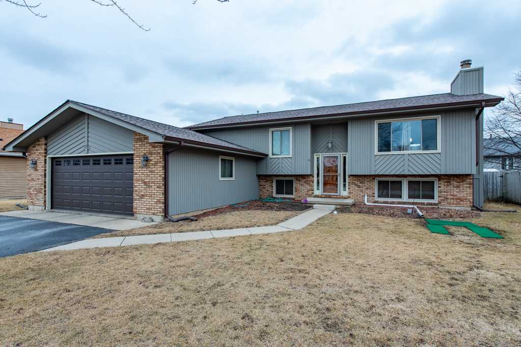 175 Meadow View Street Property Photo