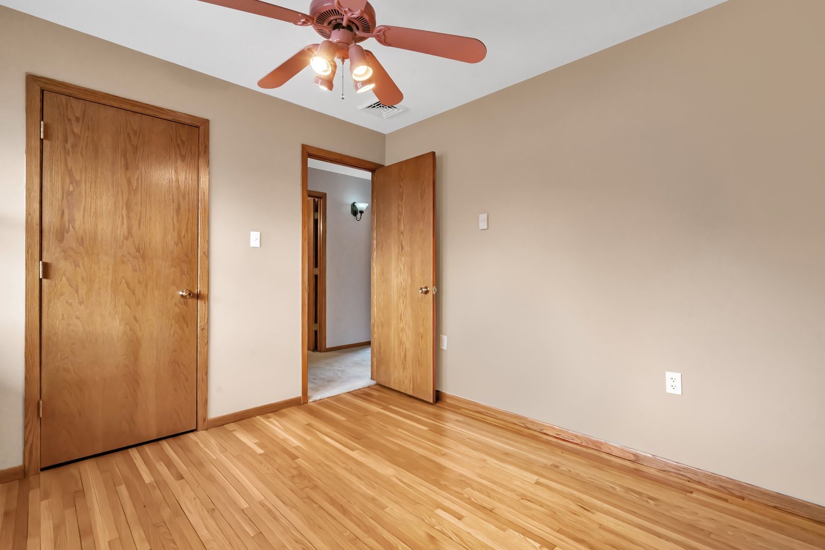605 N East Street Property Photo 15