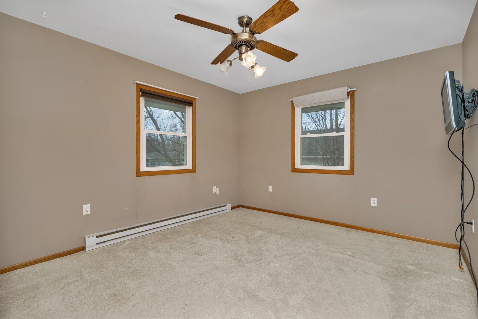 605 N East Street Property Photo 22