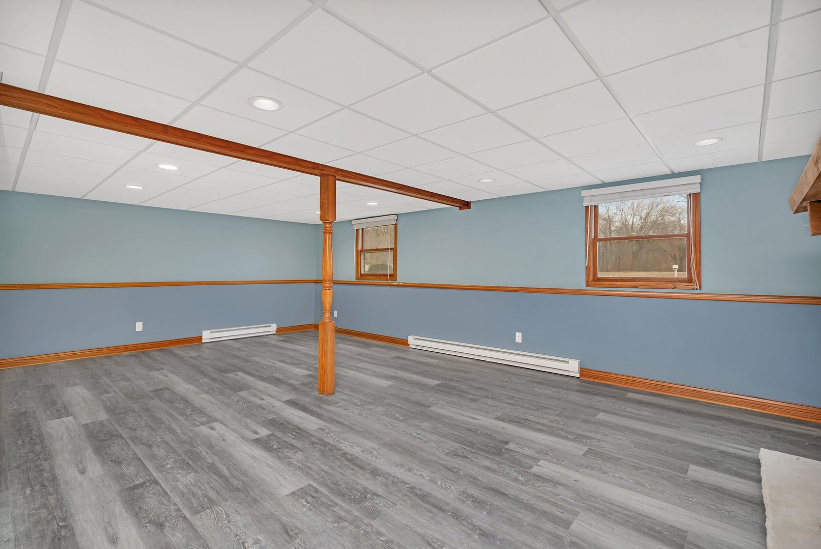 605 N East Street Property Photo 29