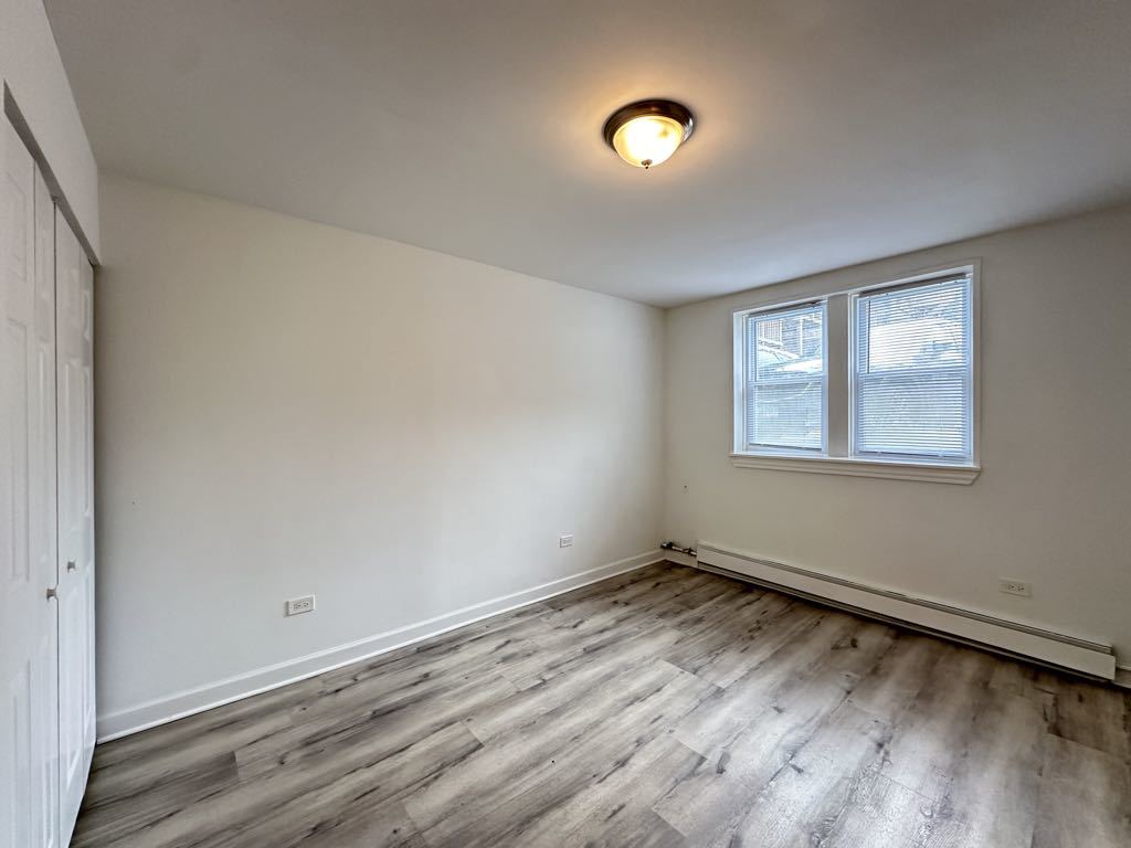 5710 N Winthrop Avenue 113 Property Photo 6