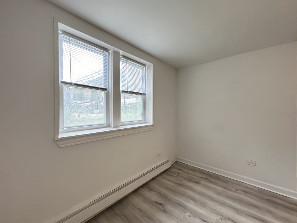 5710 N Winthrop Avenue 113 Property Photo 14