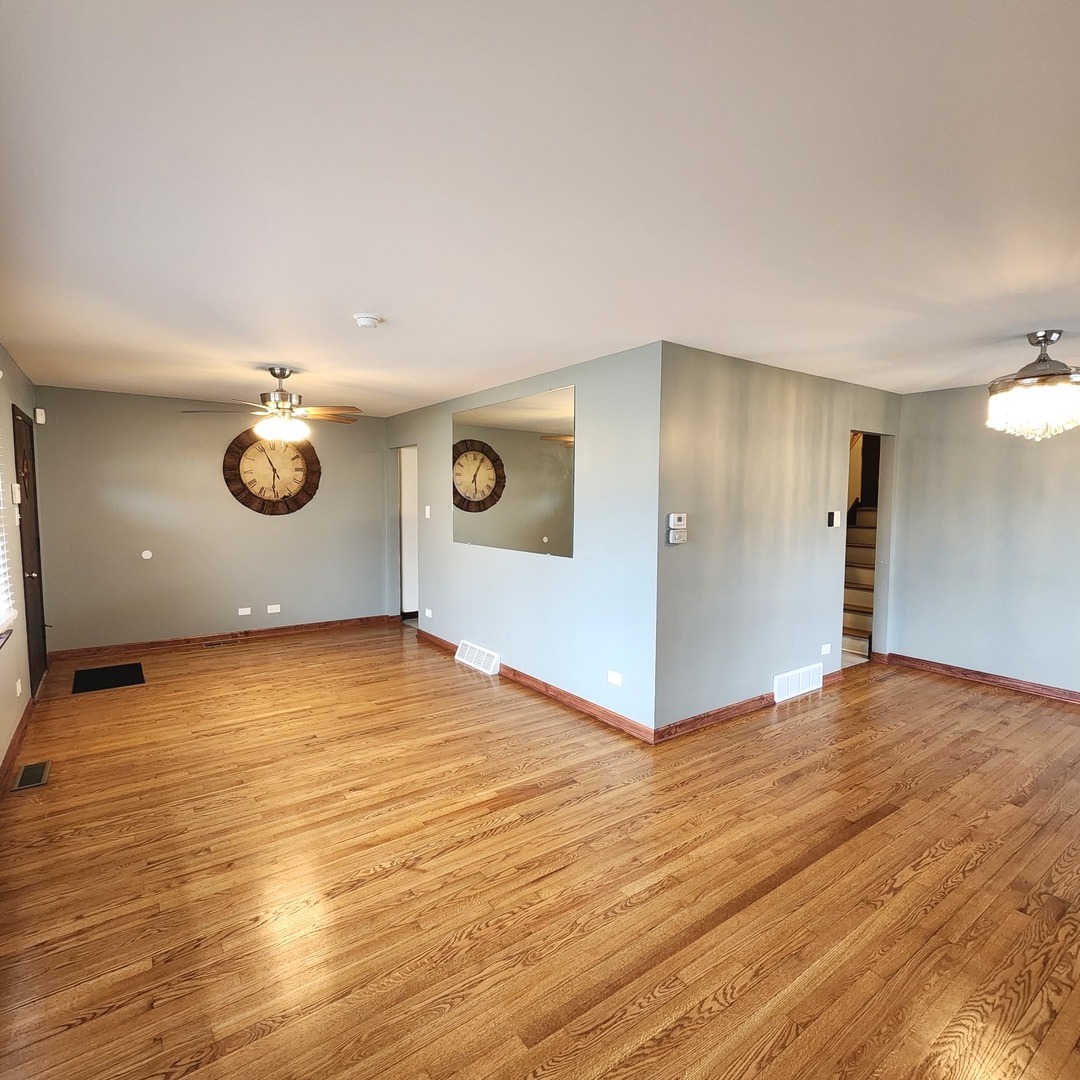 16856 S Wausau Avenue Property Photo 6