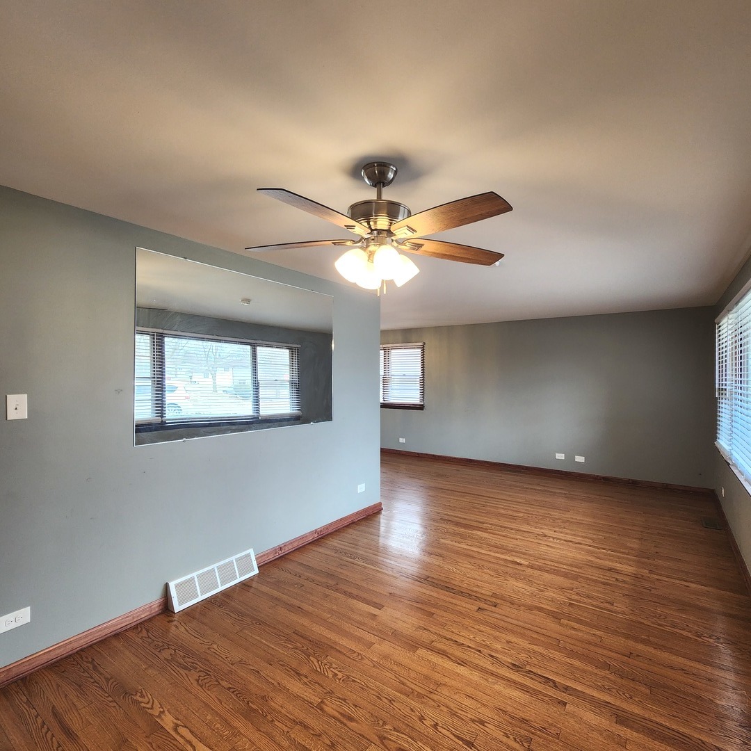 16856 S Wausau Avenue Property Photo 8