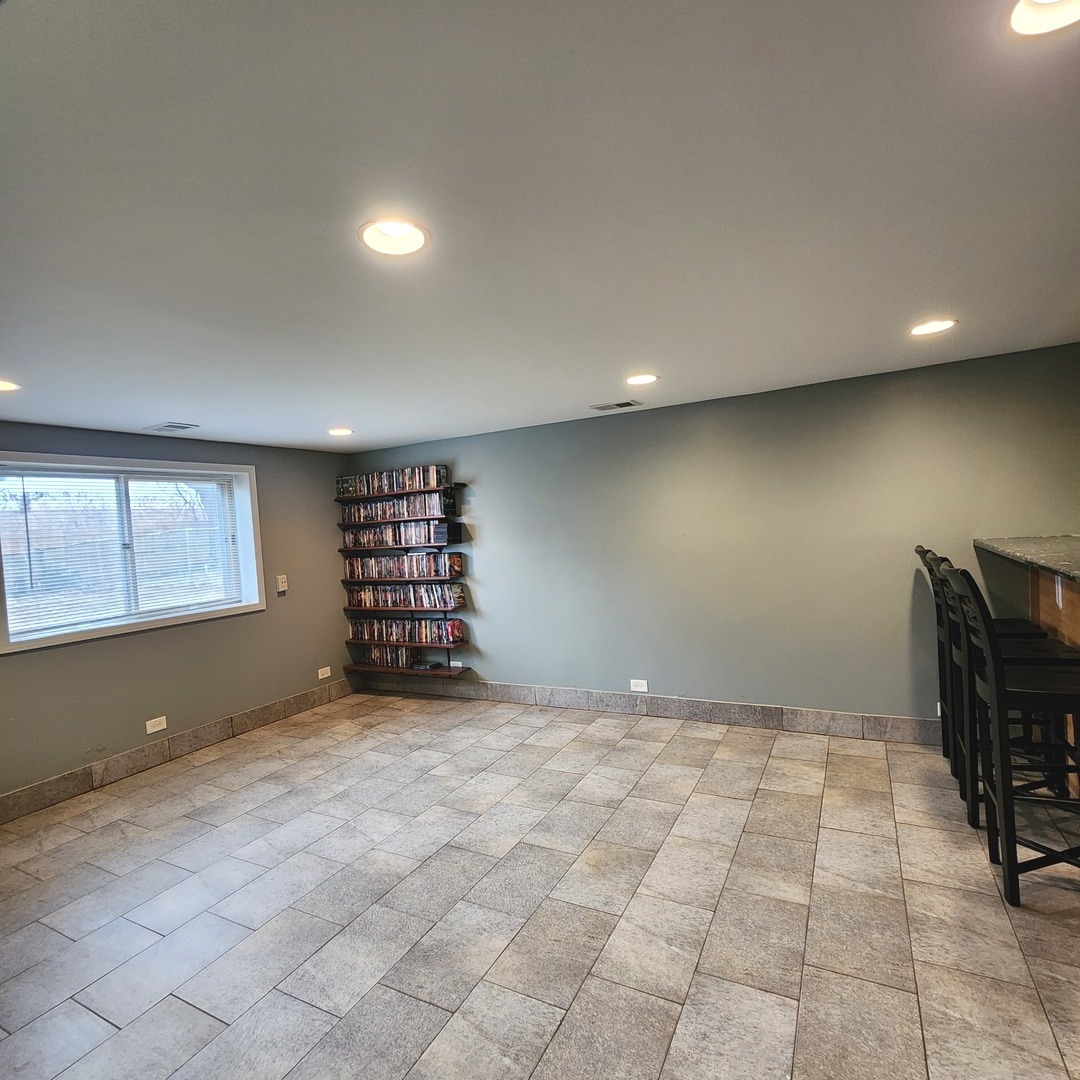 16856 S Wausau Avenue Property Photo 18