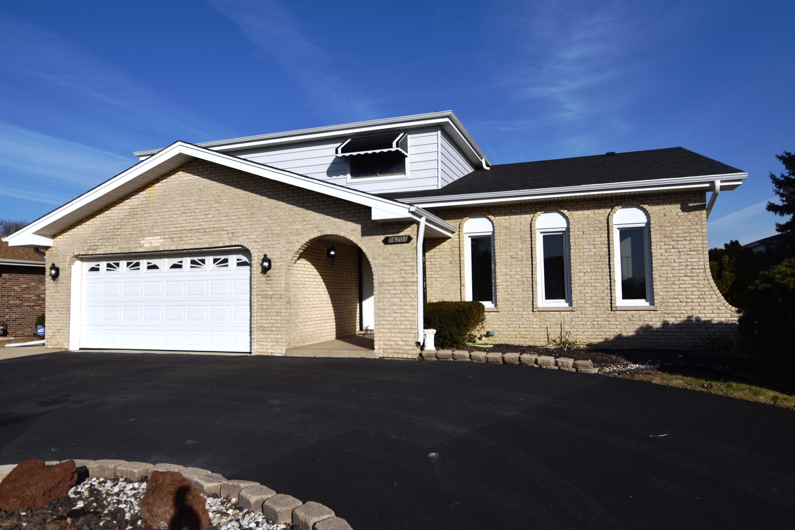 16701 Clyde Avenue Property Photo