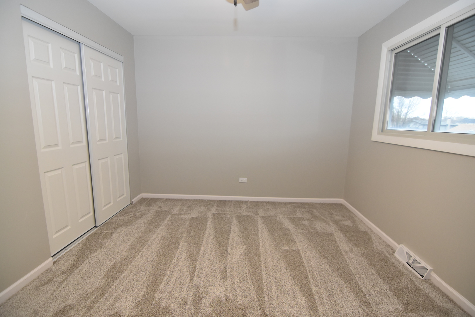 16701 Clyde Avenue Property Photo 16