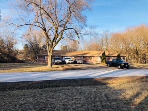 1801 Valley Pkwy W Property Photo 1