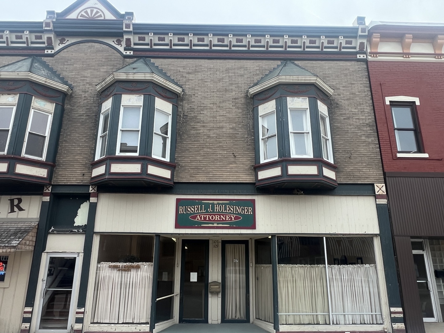 105 E Main Street Property Photo