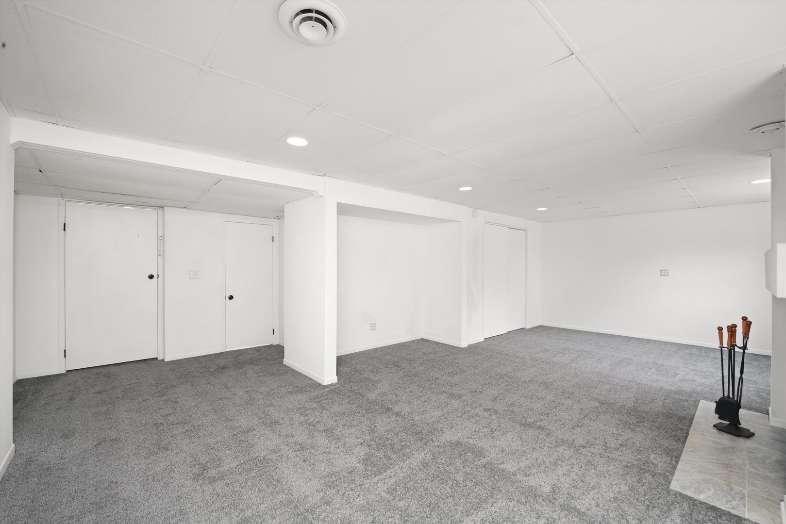 105 Constitution Drive Property Photo 22