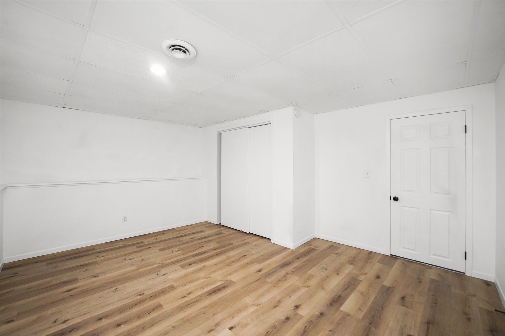 105 Constitution Drive Property Photo 26