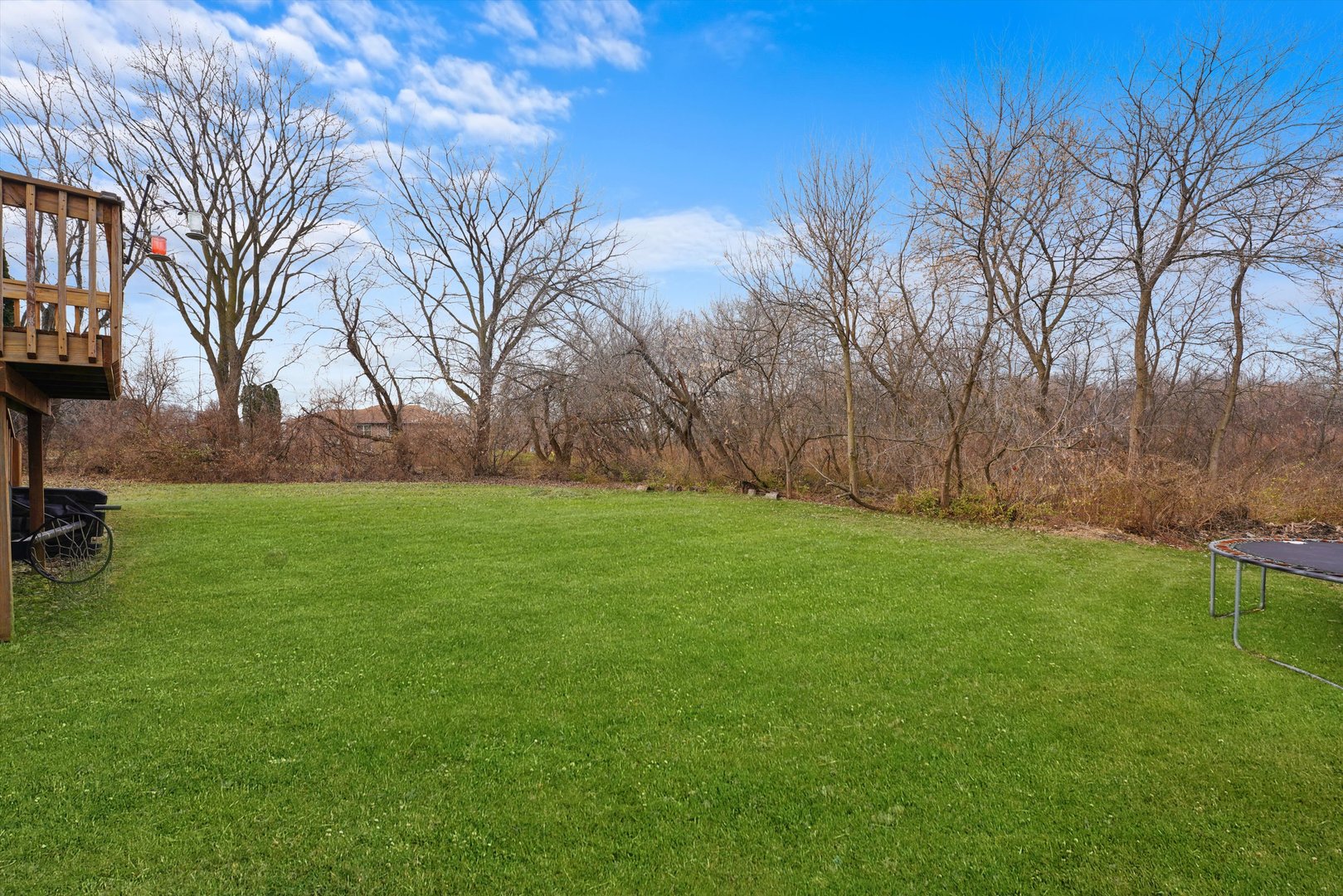 105 Constitution Drive Property Photo 34