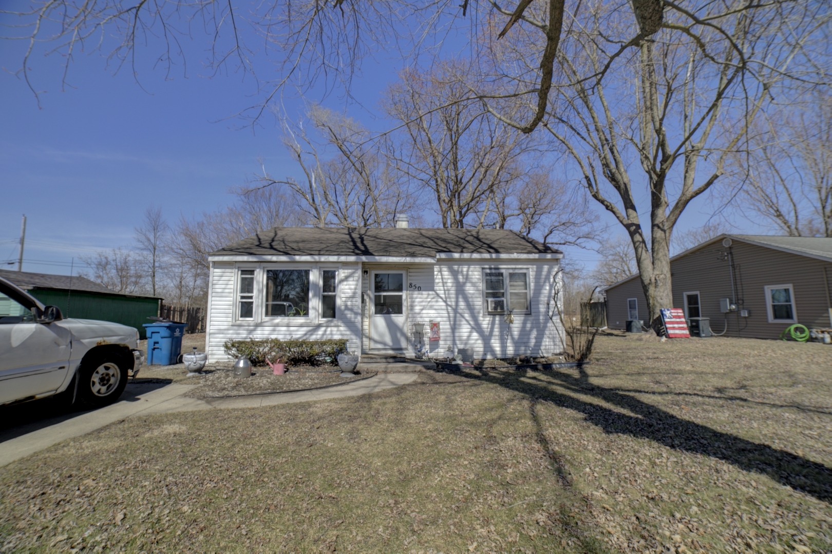 850 E Locust Street Property Photo 1