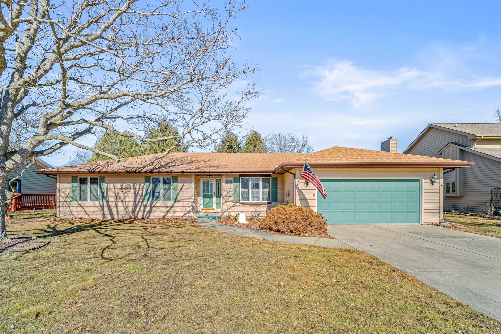 413 E Somonauk Street Property Photo