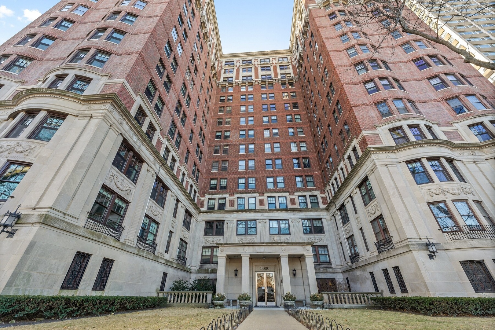 5000 N Marine Drive 12d Property Photo