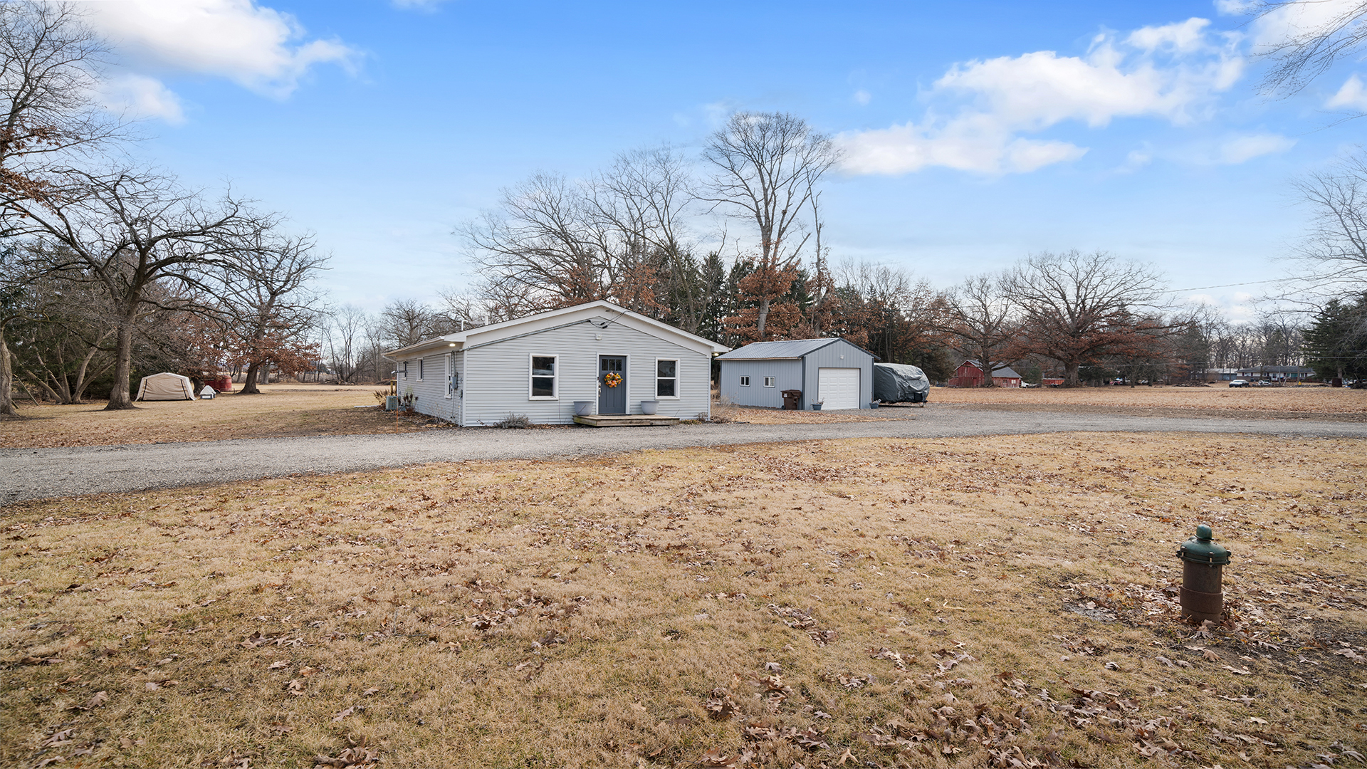 5047 N Wendorf Property Photo