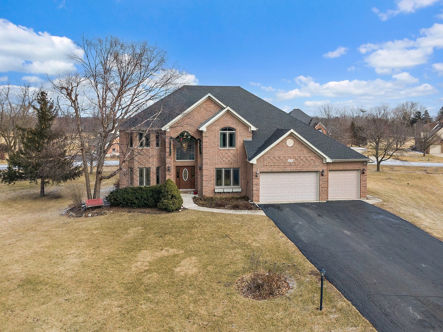 9203 Beaver Pond Court Property Photo