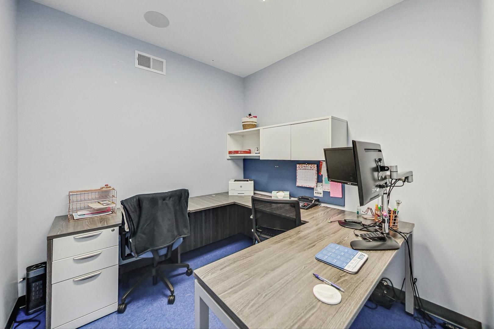 5636 W Cermak Road Property Photo 6