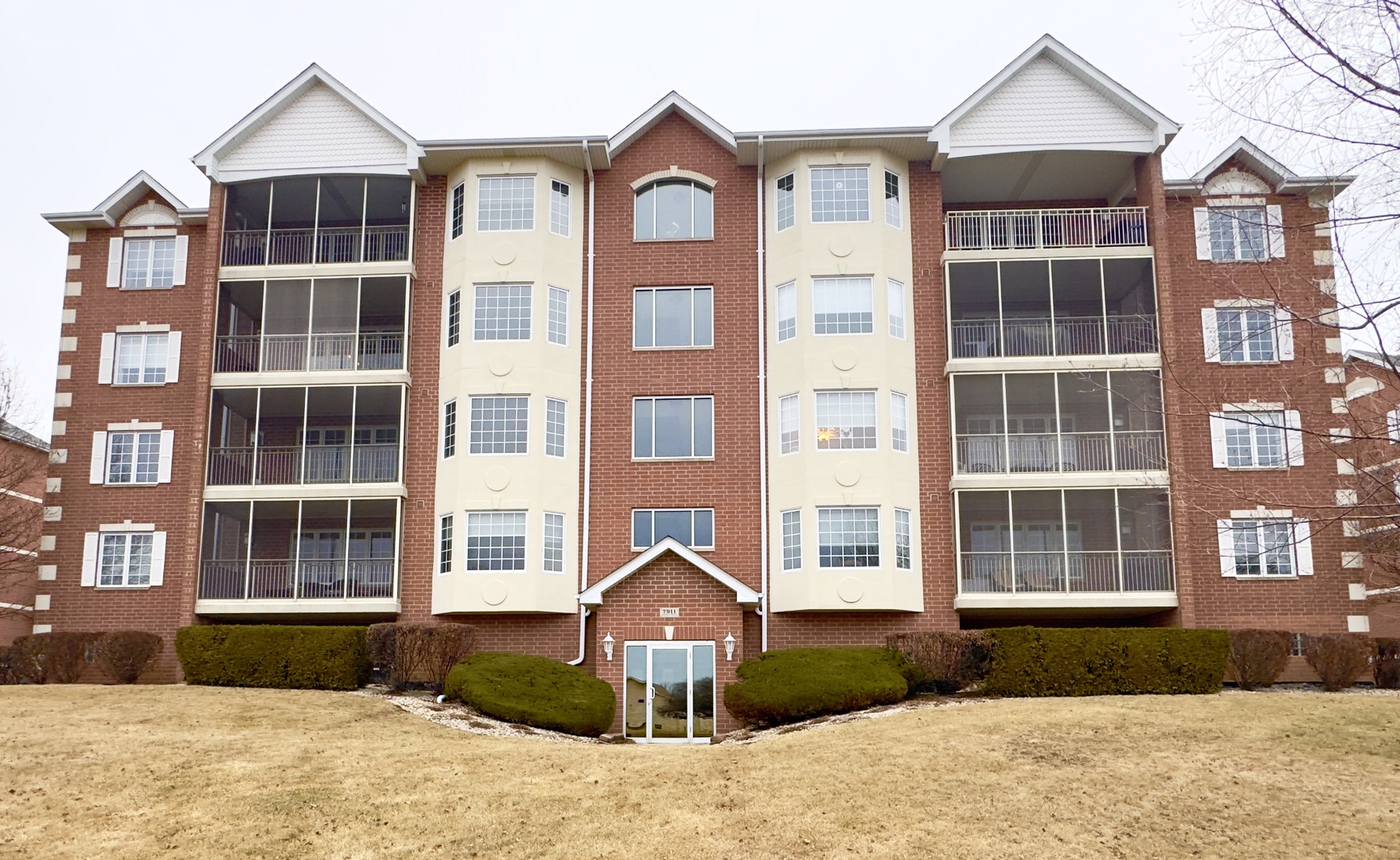 Brookside Place Real Estate Listings Main Image