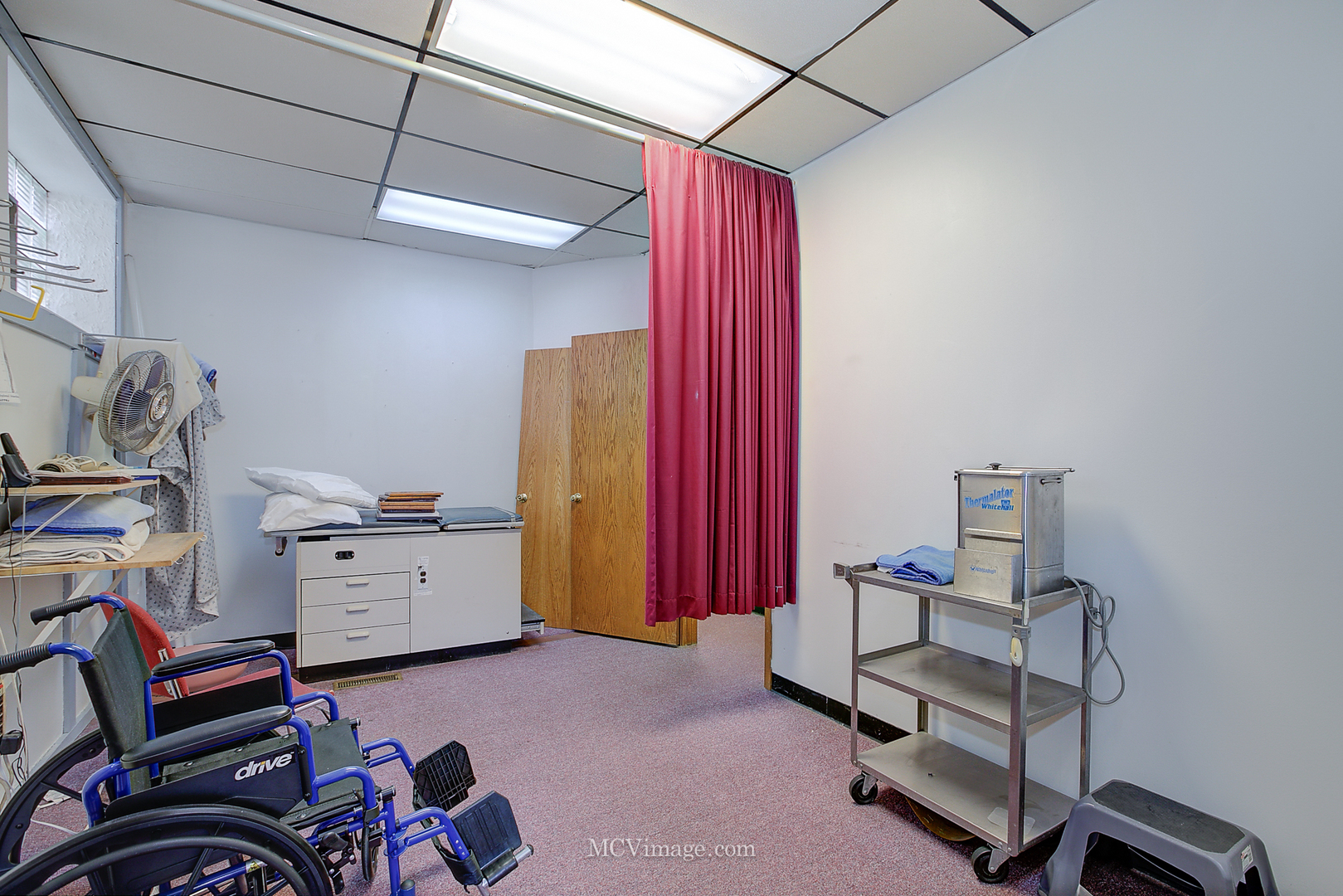 4748 S Pulaski Road Property Photo 8