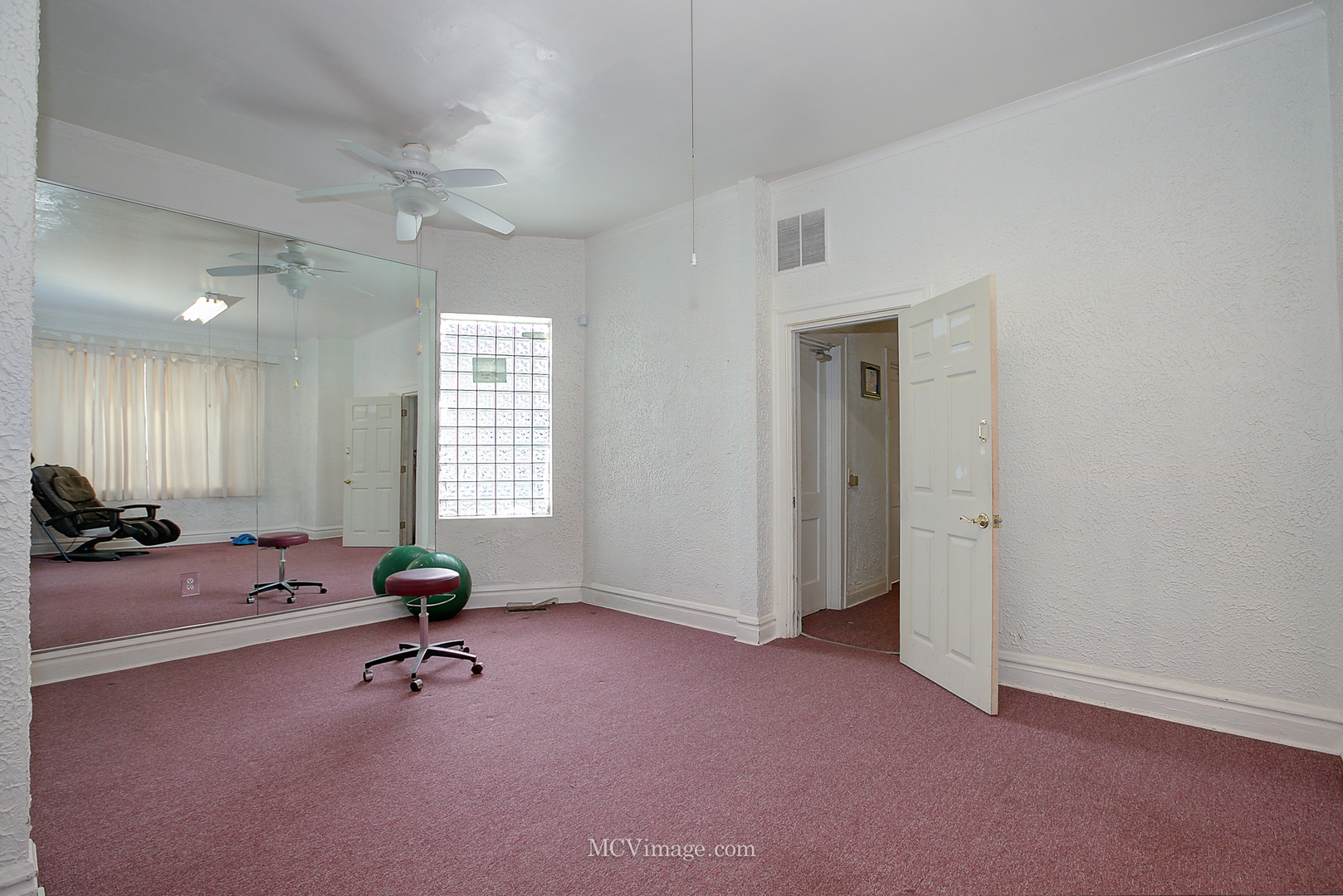 4748 S Pulaski Road Property Photo 13
