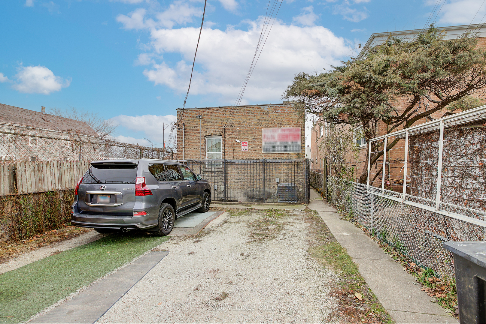 4748 S Pulaski Road Property Photo 17
