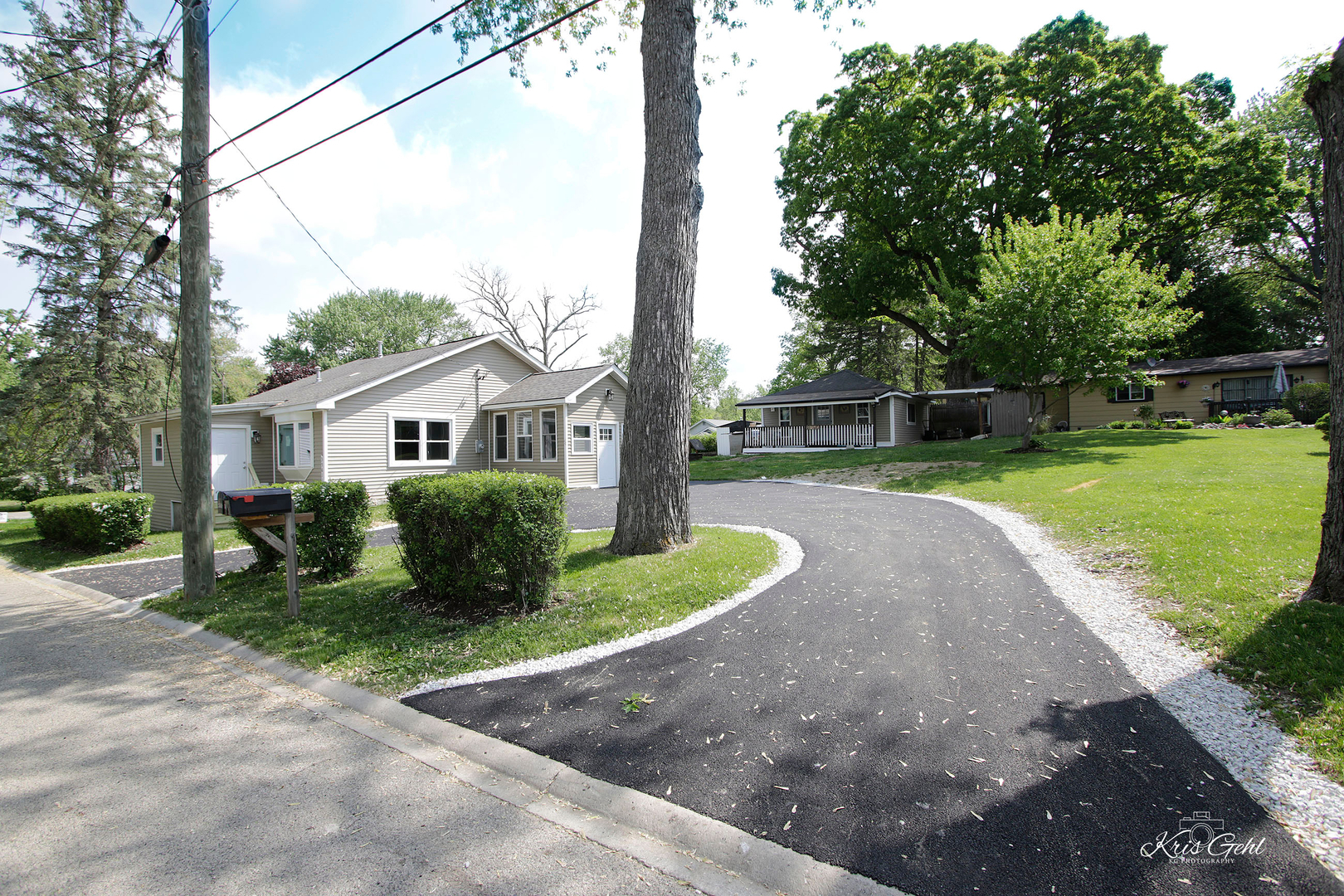 35611 N Grove Avenue Property Photo