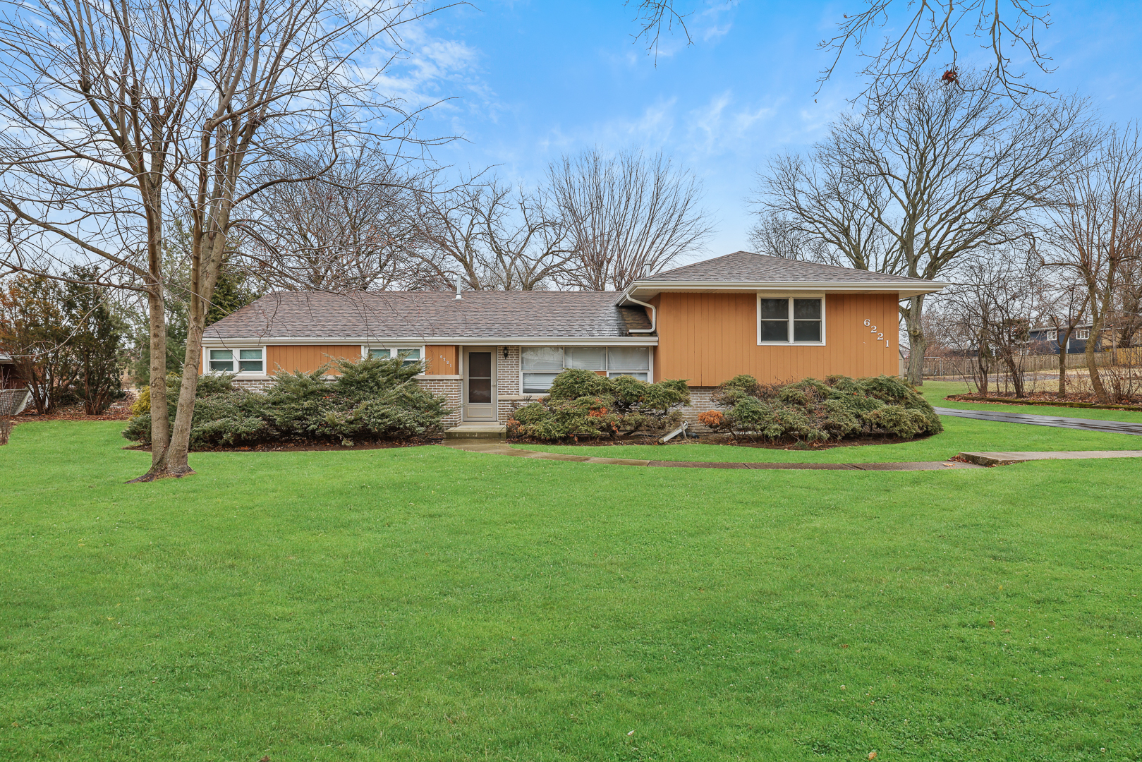 6221 Sunset Avenue Property Photo