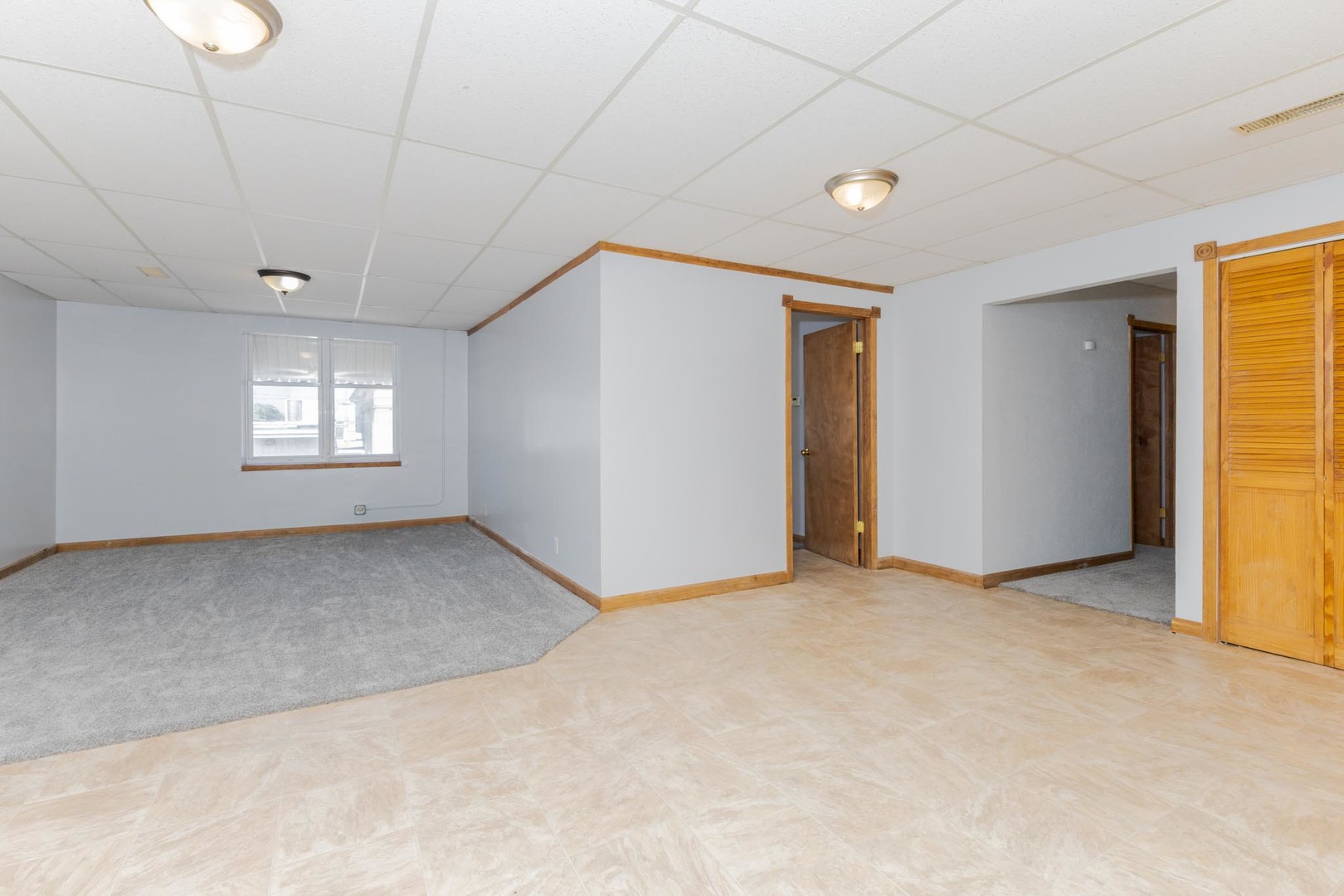 222 W Madison Street Property Photo 20