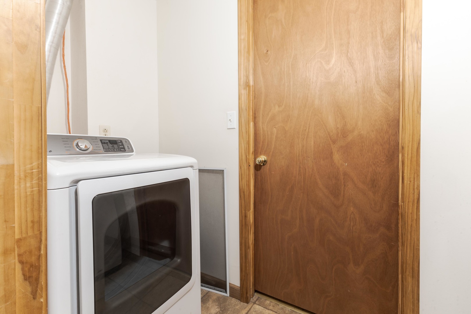 222 W Madison Street Property Photo 54