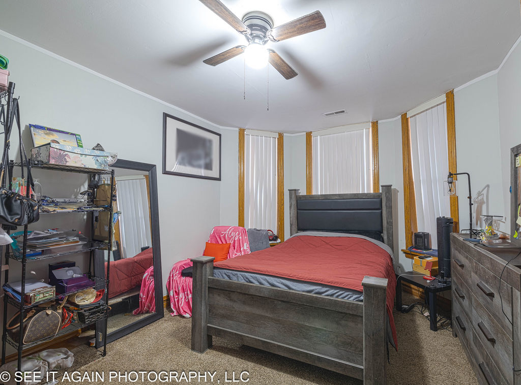 5942 S Calumet Avenue Property Photo 10
