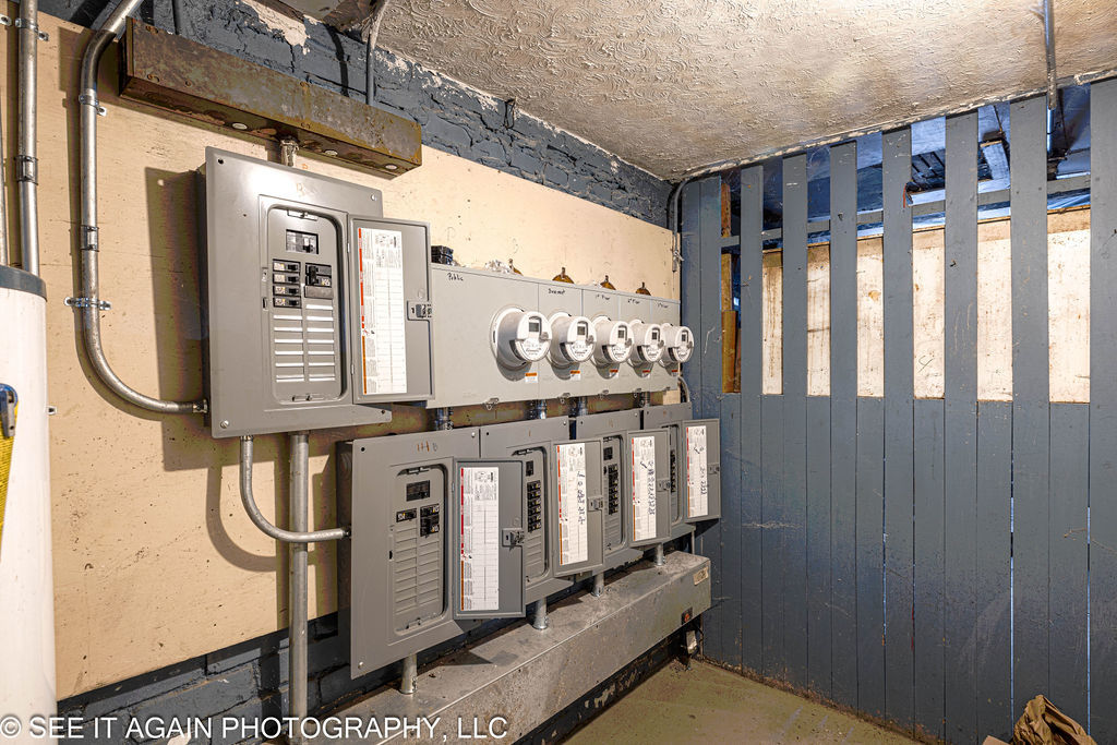 5942 S Calumet Avenue Property Photo 23