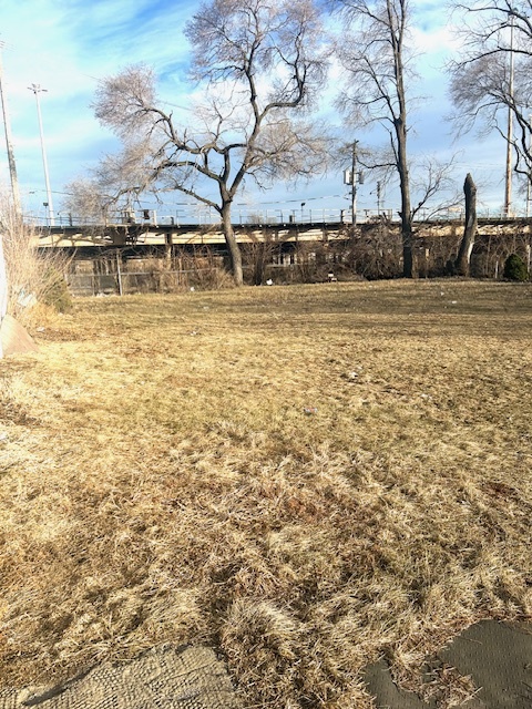 6219 S Prairie Avenue Property Photo 1