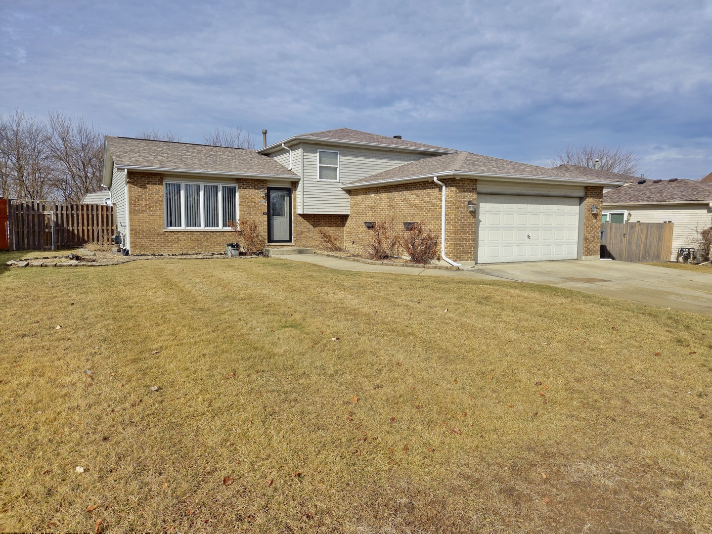 25714 S Linden Avenue Property Photo 3